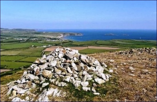 Mynydd Anelog