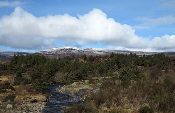 The twin-topped Beinn Tharsuinn and Strath Rory (photo: Trevor Littlewood)