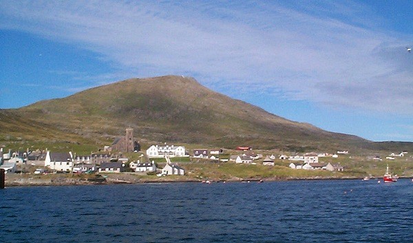 Heaval and Castlebay, Barra (photo: Alan Dawson)