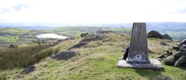 Garreg-hir (photo: Jim Fothergill)