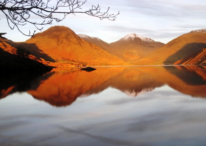 Wastwater and some actual hills amongst all the tiddlies (photo: Douglas Law)